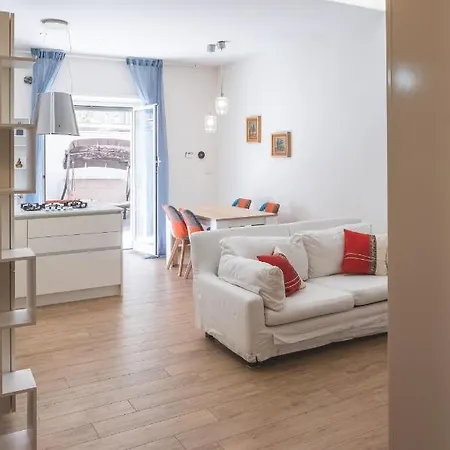 Apartamento Cozy Flat With Terrace At Trastevere Train Station *