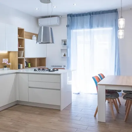 Apartamento Cozy Flat With Terrace At Trastevere Train Station