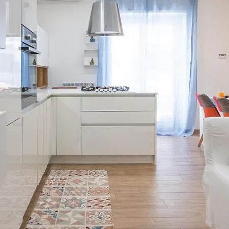 Cozy Flat With Terrace At Trastevere Train Station *