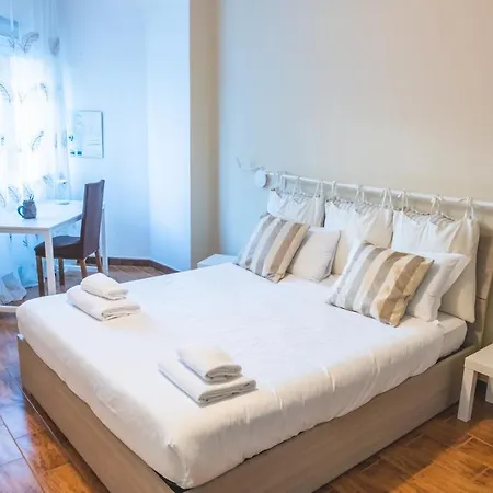 Cozy Flat With Terrace At Trastevere Train Station * Roma