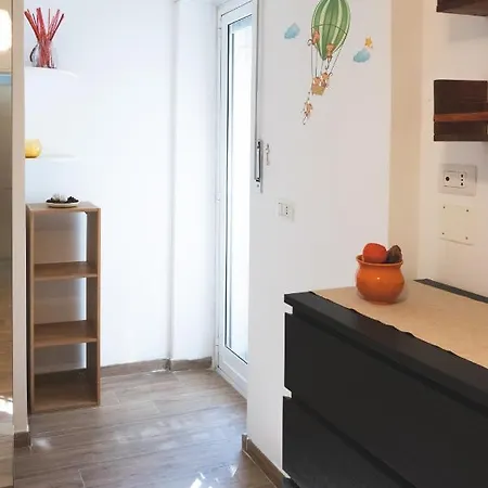 Cozy Flat With Terrace At Trastevere Train Station Roma