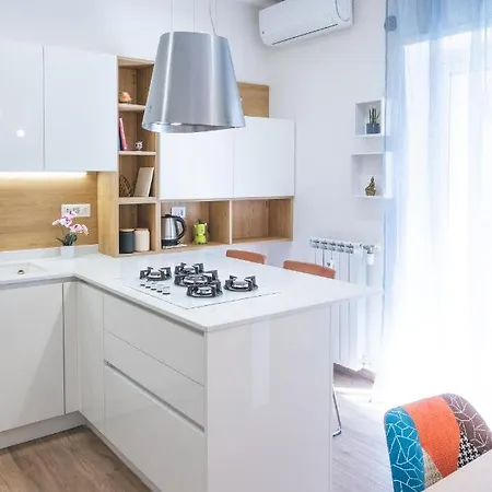 Apartment Cozy Flat With Terrace At Trastevere Train Station Rome