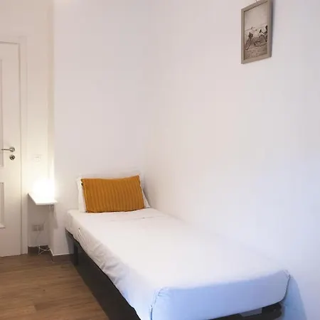 Appartamento Cozy Flat With Terrace At Trastevere Train Station Roma