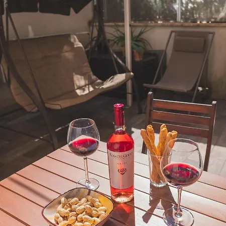 Cozy Flat With Terrace At Trastevere Train Station Apartment *